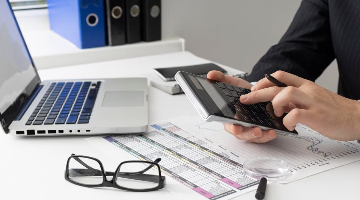 A Comprehensive Look into the Draftsman Salary 